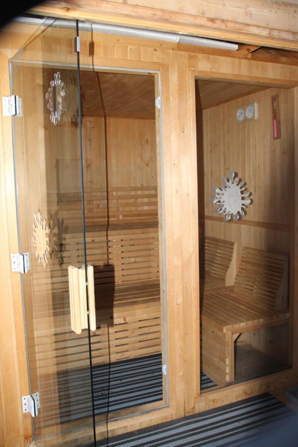 Ferienhaus Winterberg Fuer 12 Personen Sauna Garten Garage Hund Exterior foto